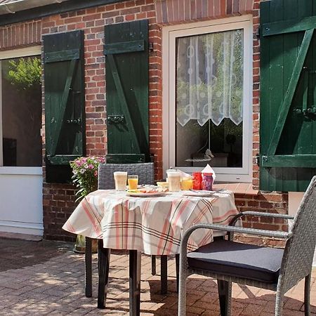 Fewo-Butze 2 Mit Terrasse Dornumersiel Luaran gambar